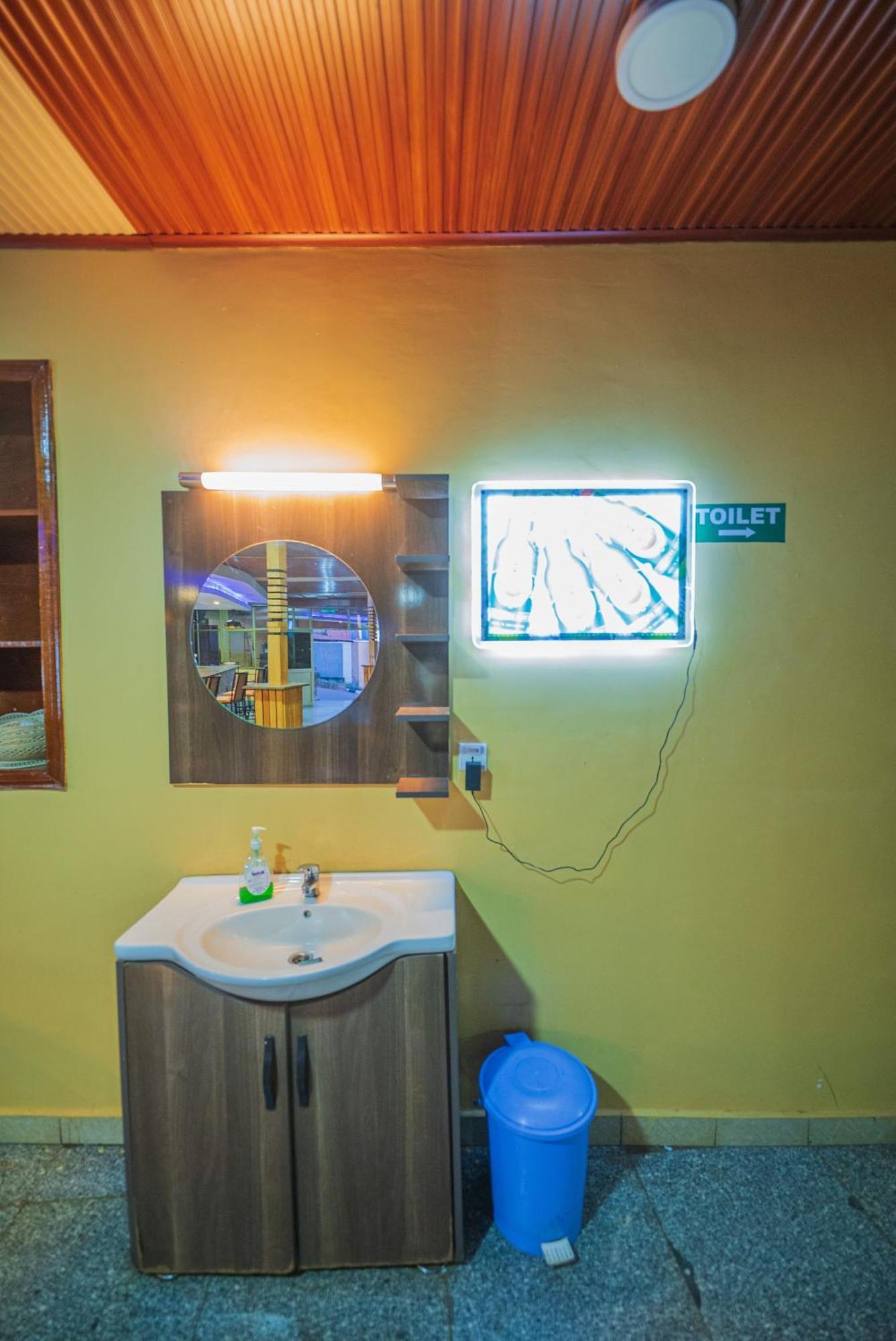 Anna Gold Hotel קיגאלי מראה חיצוני תמונה
